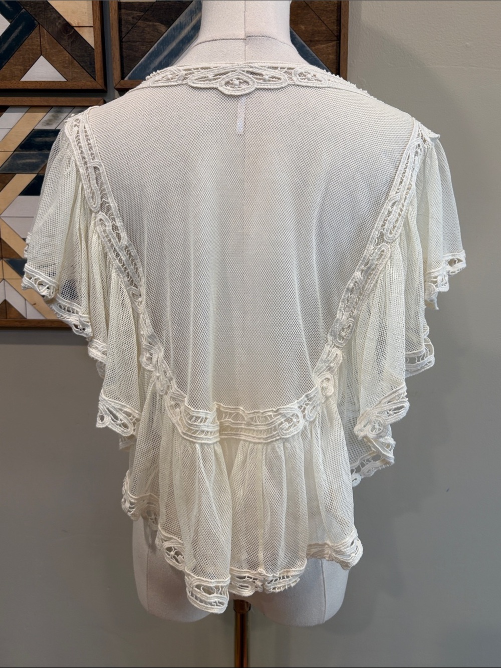 Free People I'm Pretty, Okay Top Ivory Lace size Medium - Picture 6 of 9